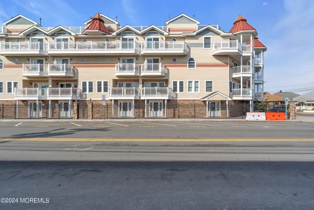 $5,000 | 21 Blaine Avenue, Unit 11, Seaside Heights, NJ 08751