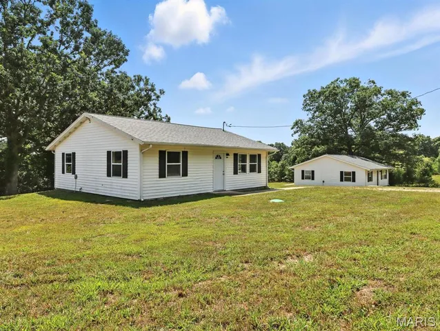 $399,500 | 33650 M- Highway, Plato, MO 65552