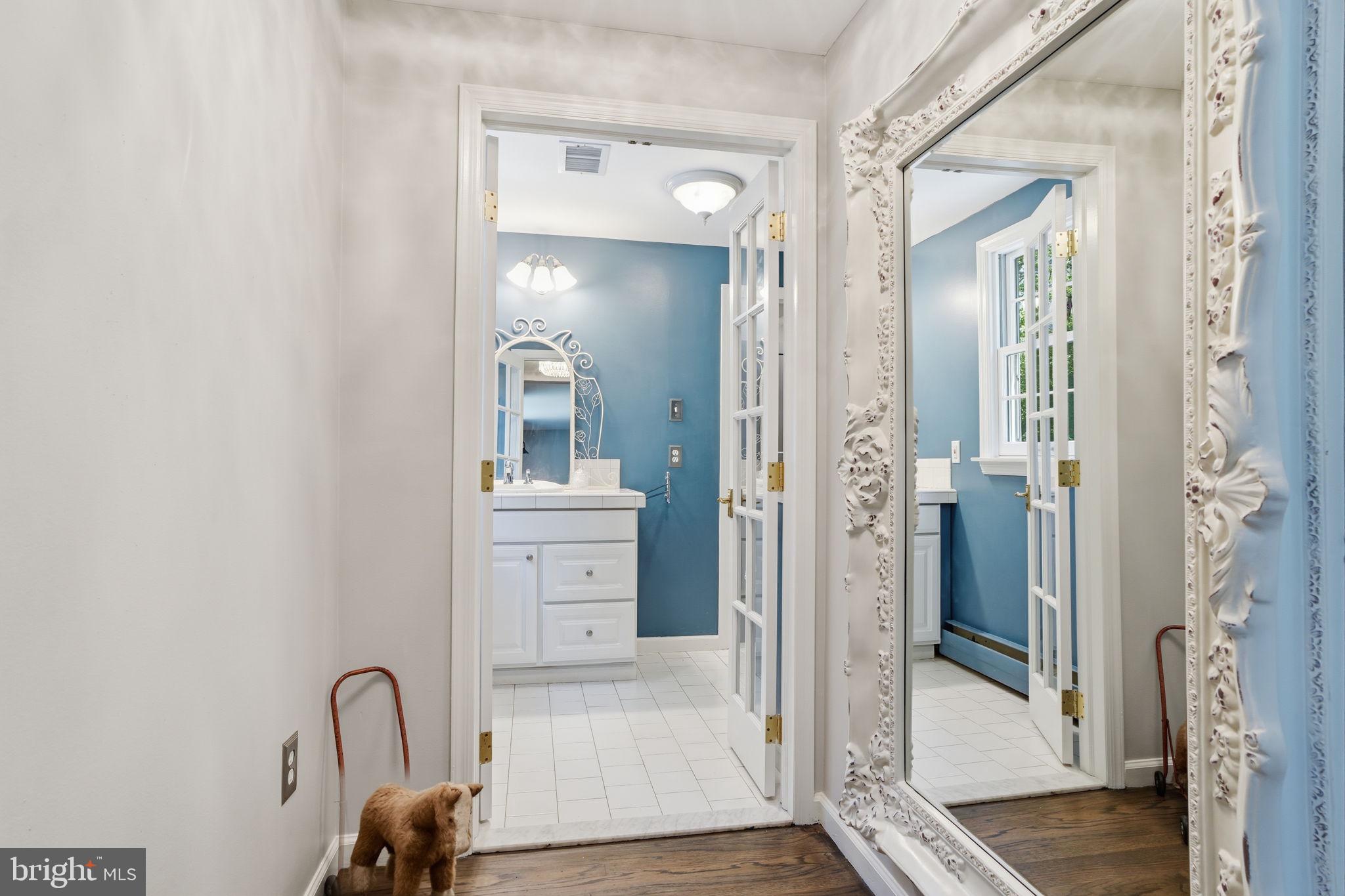 621 River Road Yardley, PA 19067 - Photo 27 of 75 Primary bathroom