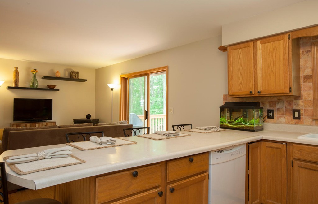 70 Barrows Road Worcester, MA 01609 - Photo 7 of 29 Gallery Image 7