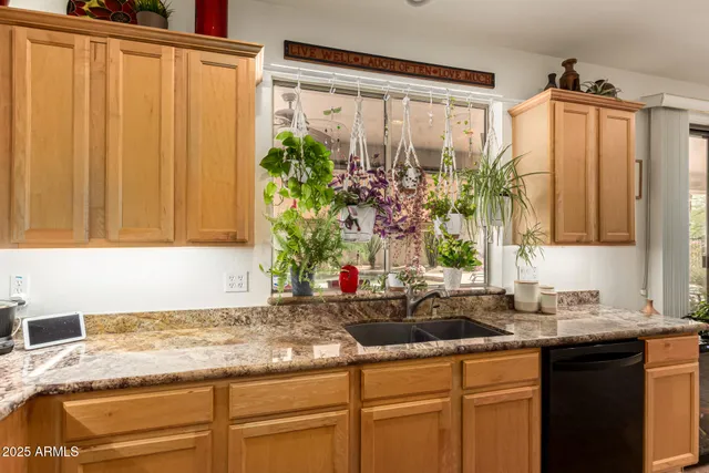 $660,000 | 2677 West Wayne Lane, Anthem, AZ 85086