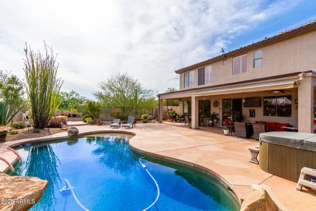 $660,000 | 2677 West Wayne Lane, Anthem, AZ 85086