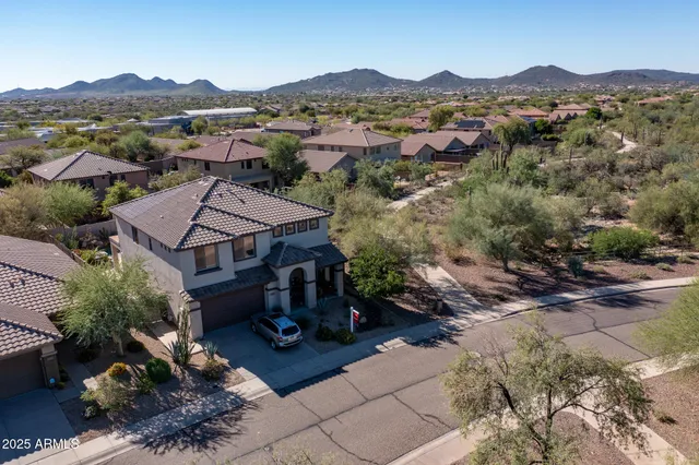 $660,000 | 2677 West Wayne Lane, Anthem, AZ 85086