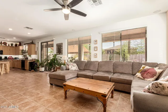 $660,000 | 2677 West Wayne Lane, Anthem, AZ 85086