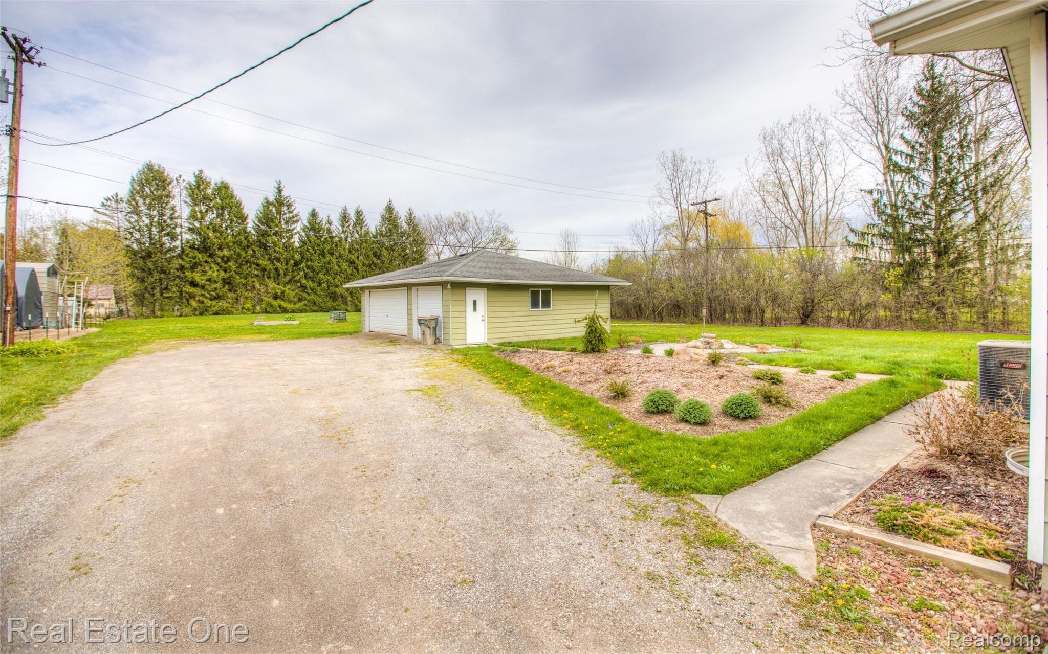 7828 Ridge Road North Canton, MI 48187 - Photo 23 of 28 -2.jpg