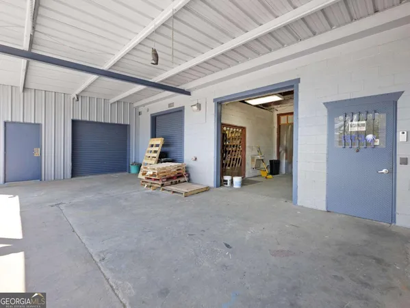 $18,300 | 2567 Athens Highway, Gainesville, GA 30507