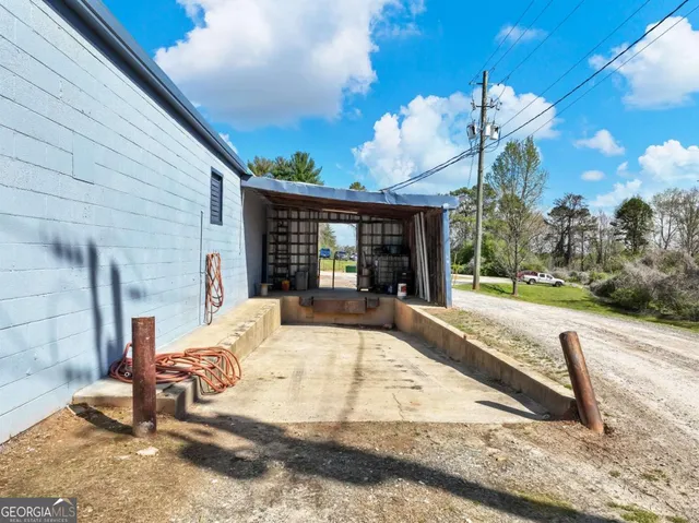 $18,300 | 2567 Athens Highway, Gainesville, GA 30507