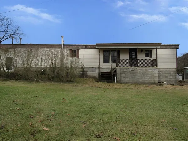 $24,950 | 19 Washington Street, Robinson, PA 15949