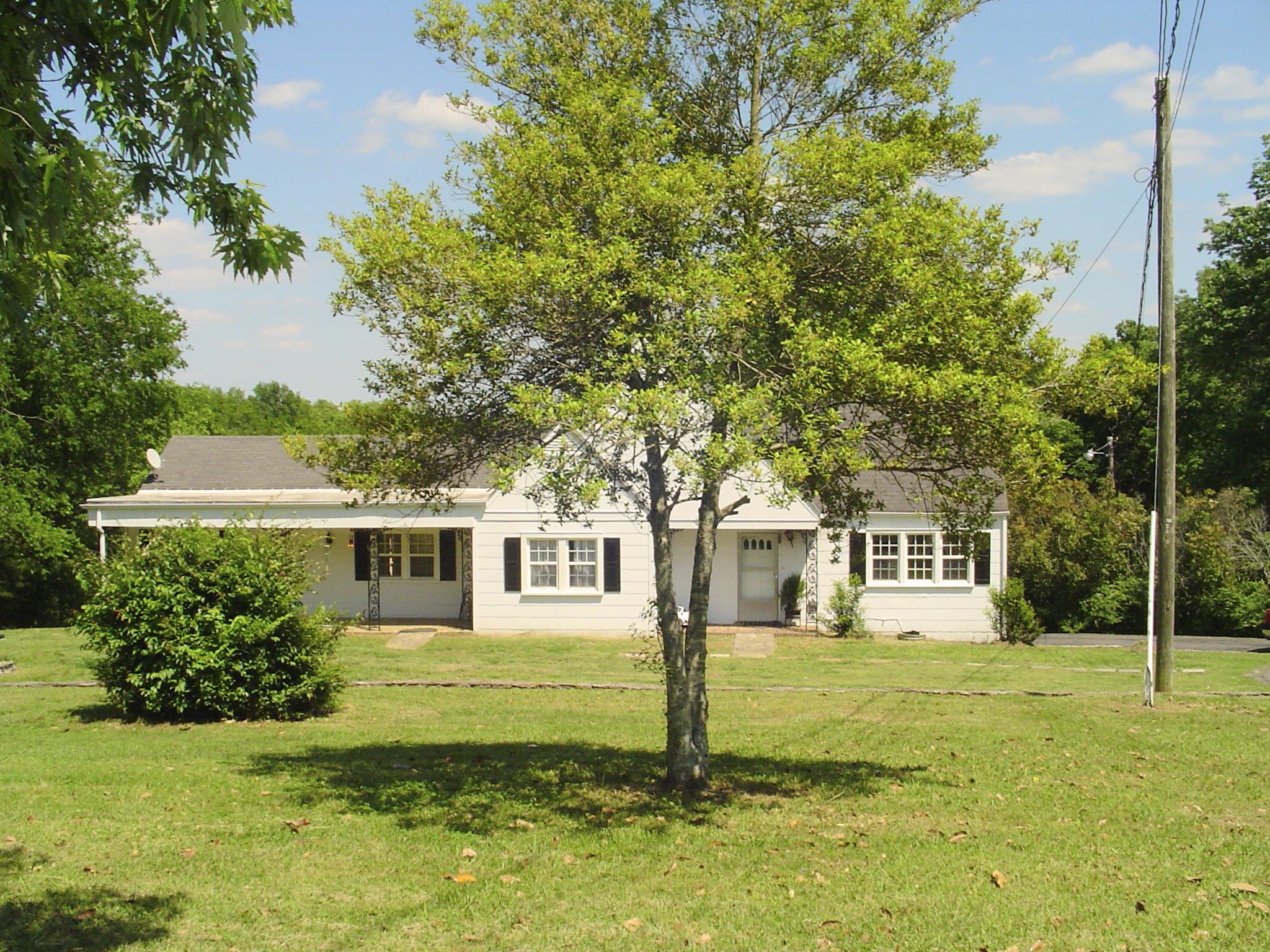925 Yell Road Lewisburg, TN 37091 - Photo 3 of 15 Gallery Image 3