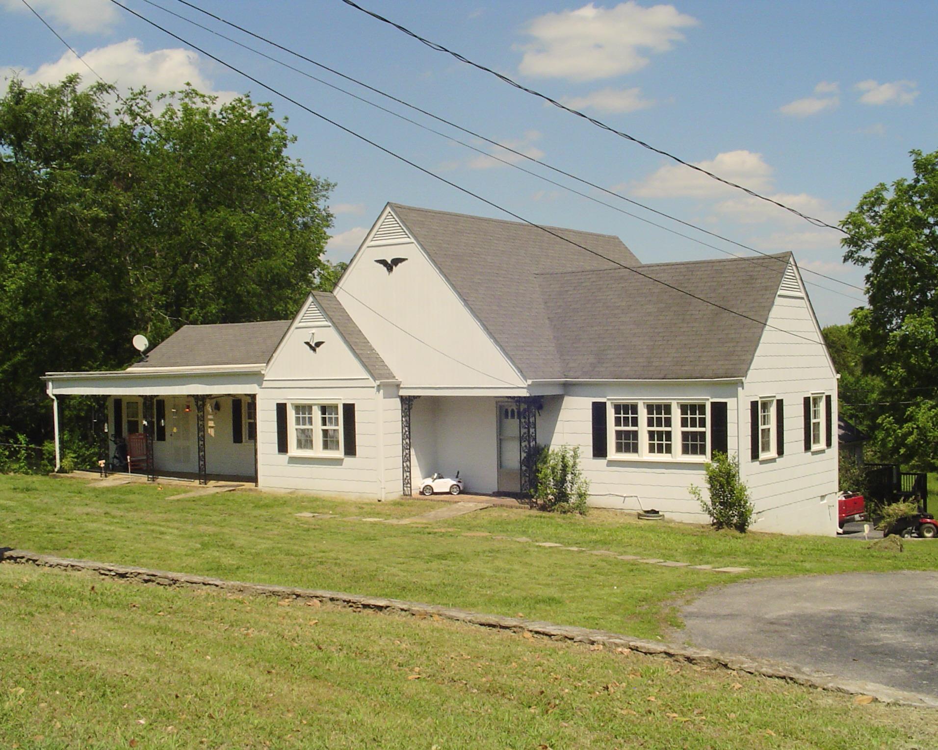925 Yell Road Lewisburg, TN 37091 - Photo 4 of 15 Main House