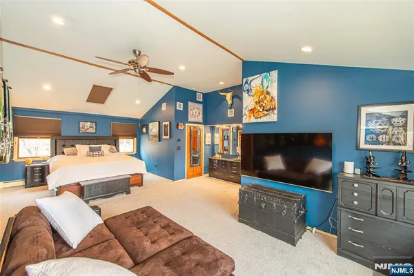 $799,000 | 104 Lionshead Drive West, Wayne, NJ 07470