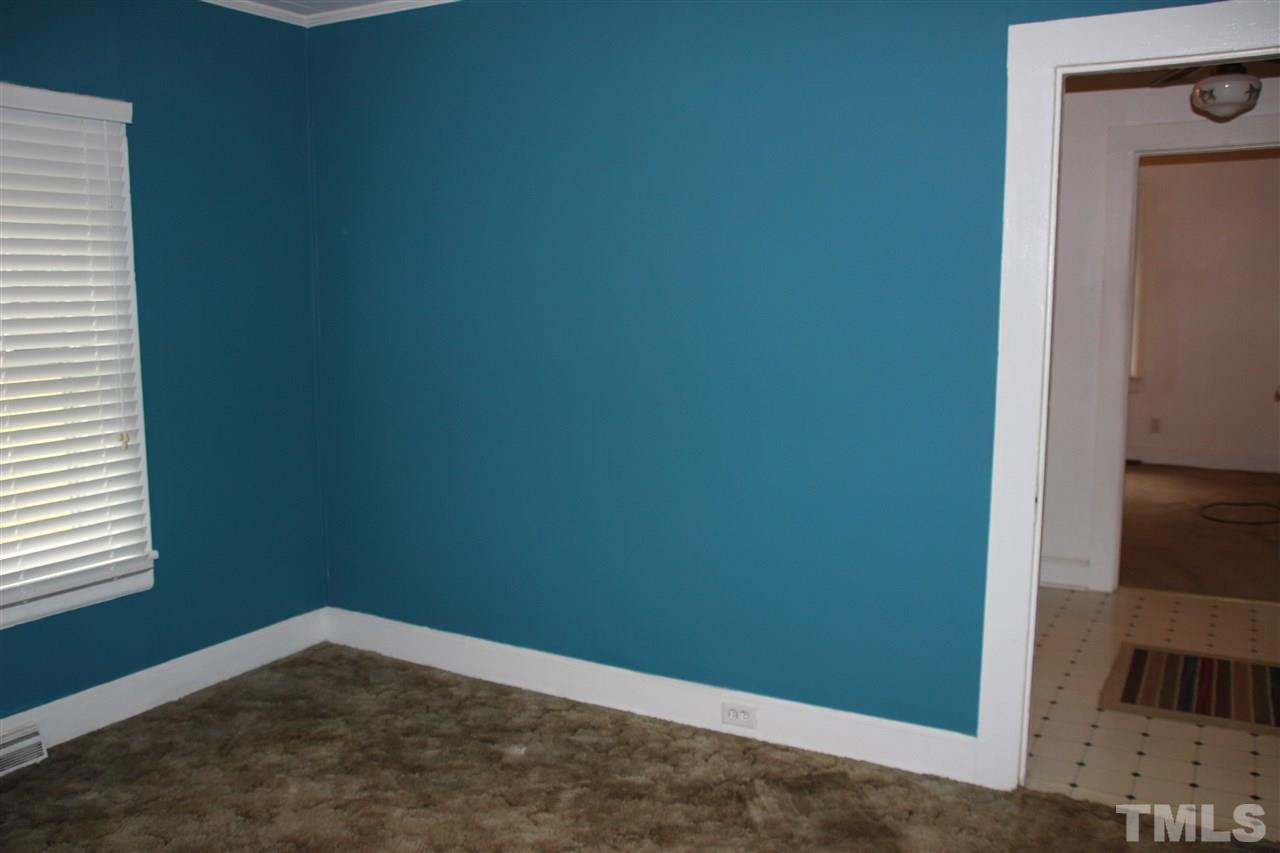 2522 Joyner Road Durham, NC 27704 - Photo 9 of 25
