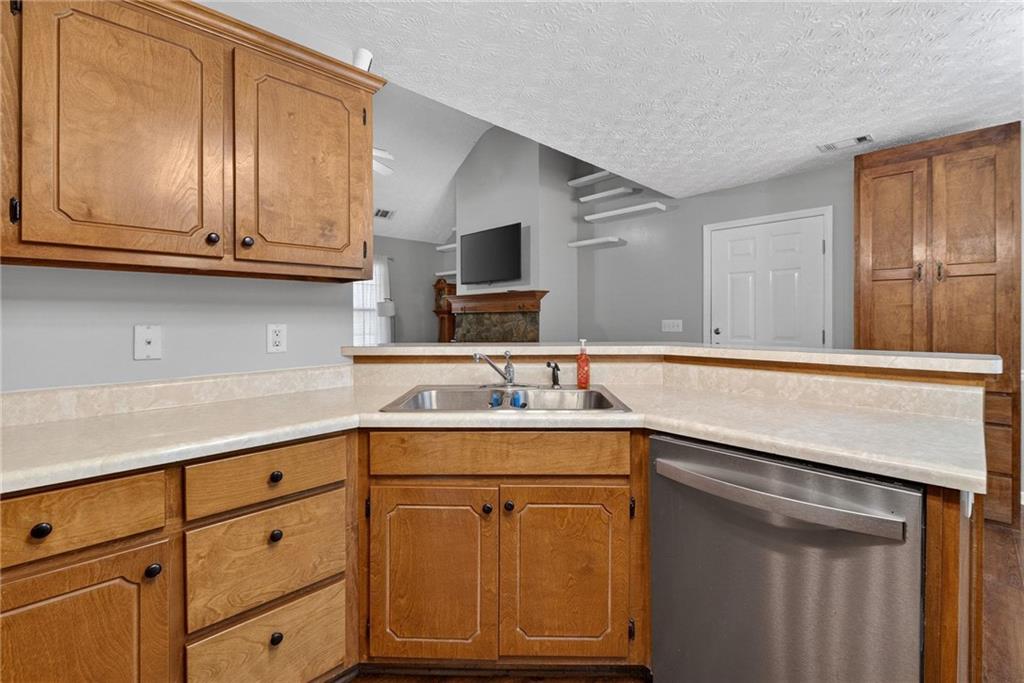 846 Campbell Road Covington, GA 30014 - Photo 12 of 40