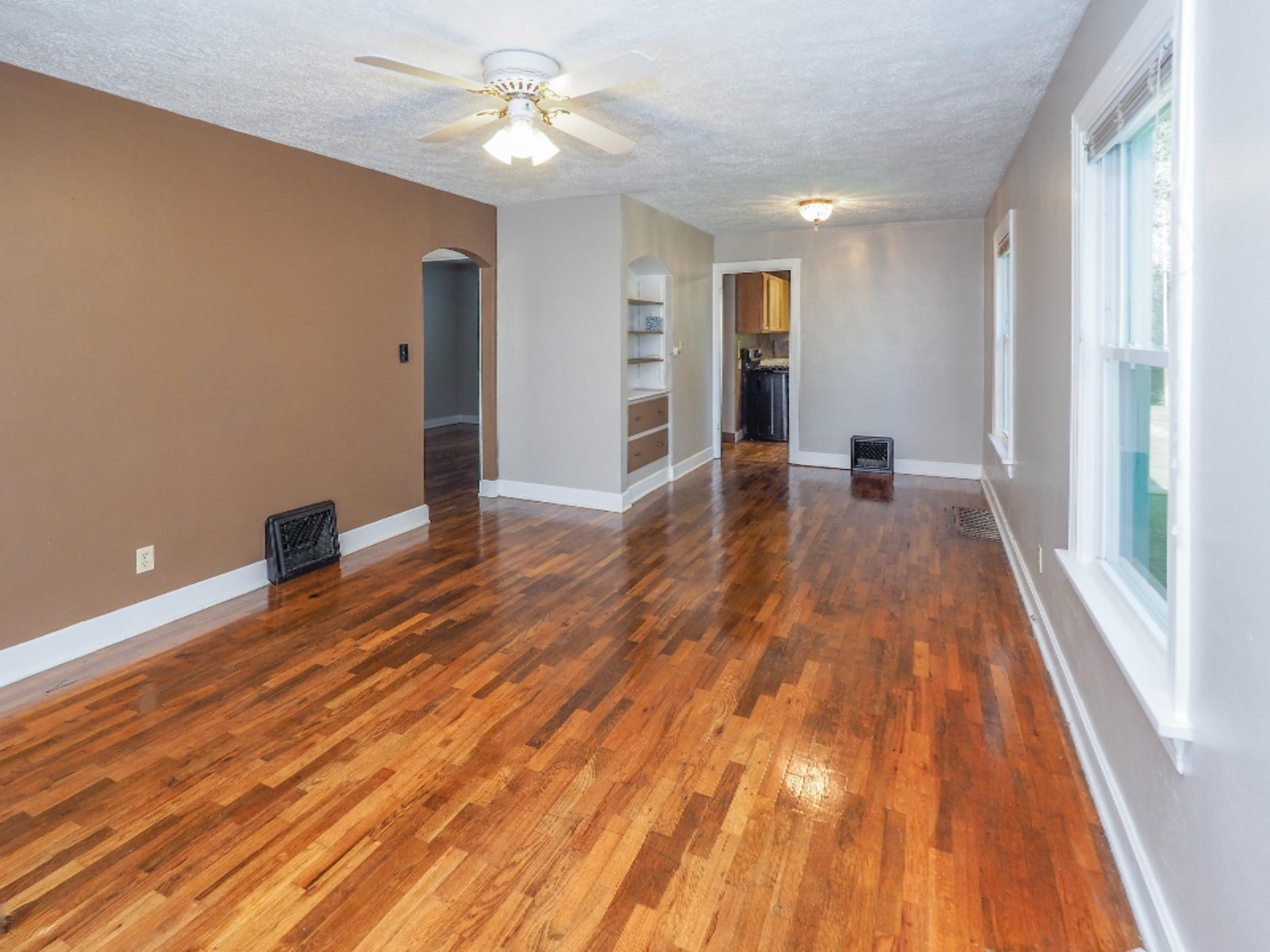 509 Lincoln Road Otsego, MI 49078 - Photo 4 of 20 509 Lincoln Rd-103