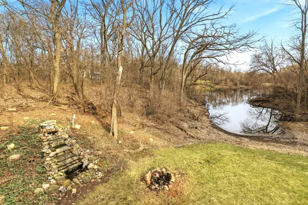 $750,000 | 4561 Oak Pond Road, Eagan, MN 55123