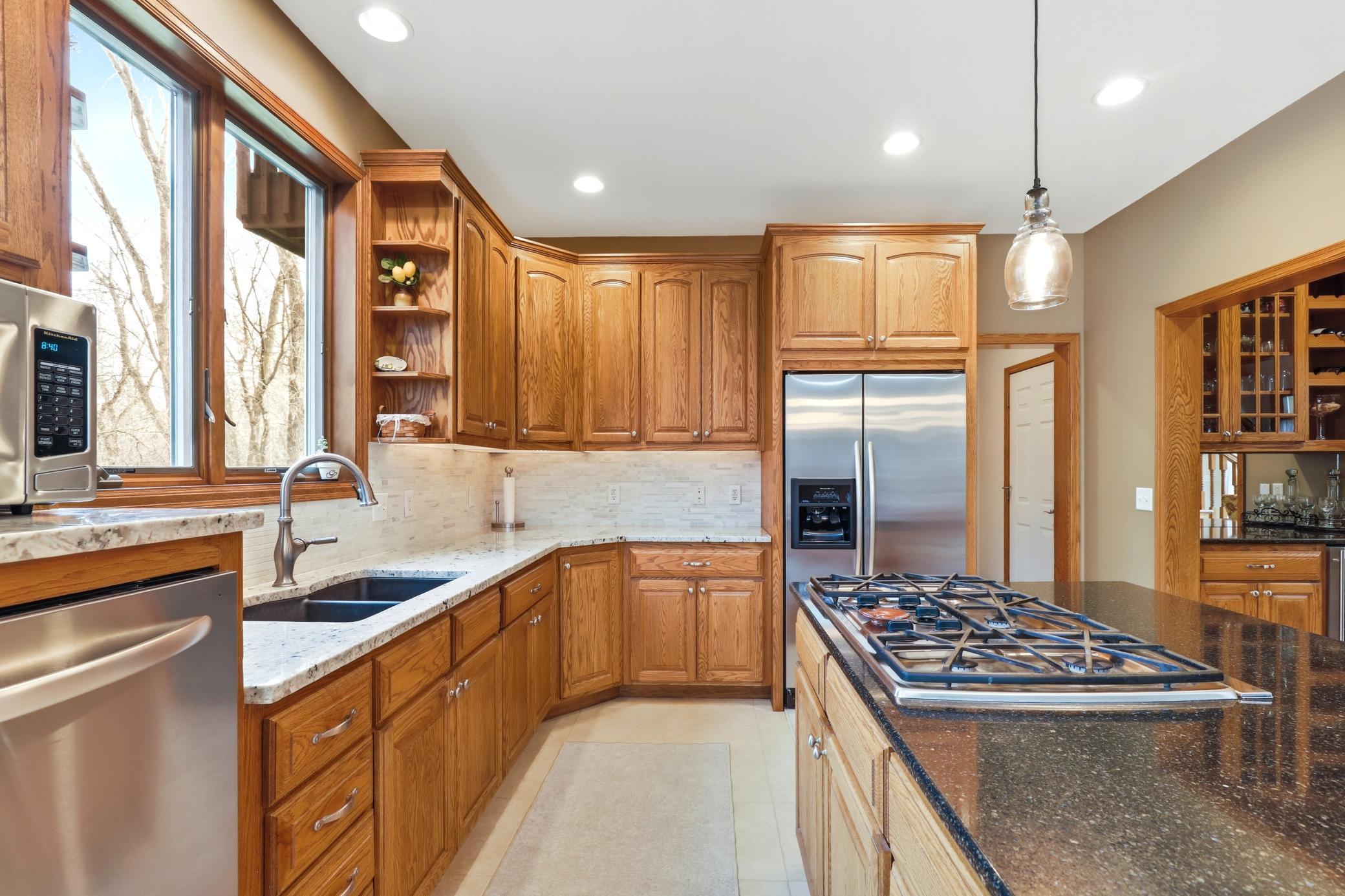 4561 Oak Pond Road Eagan, MN 55123 - Photo 27 of 85