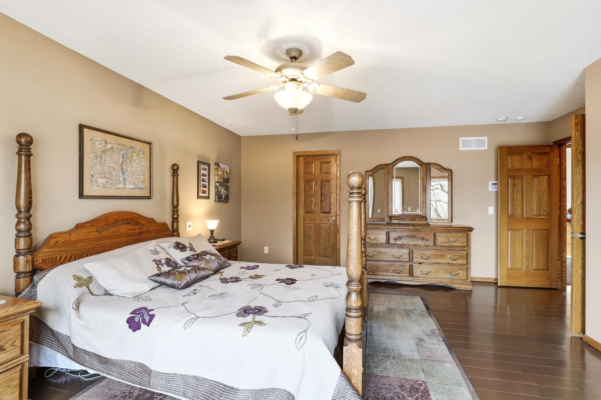 4561 Oak Pond Road Eagan, MN 55123 - Photo 46 of 85