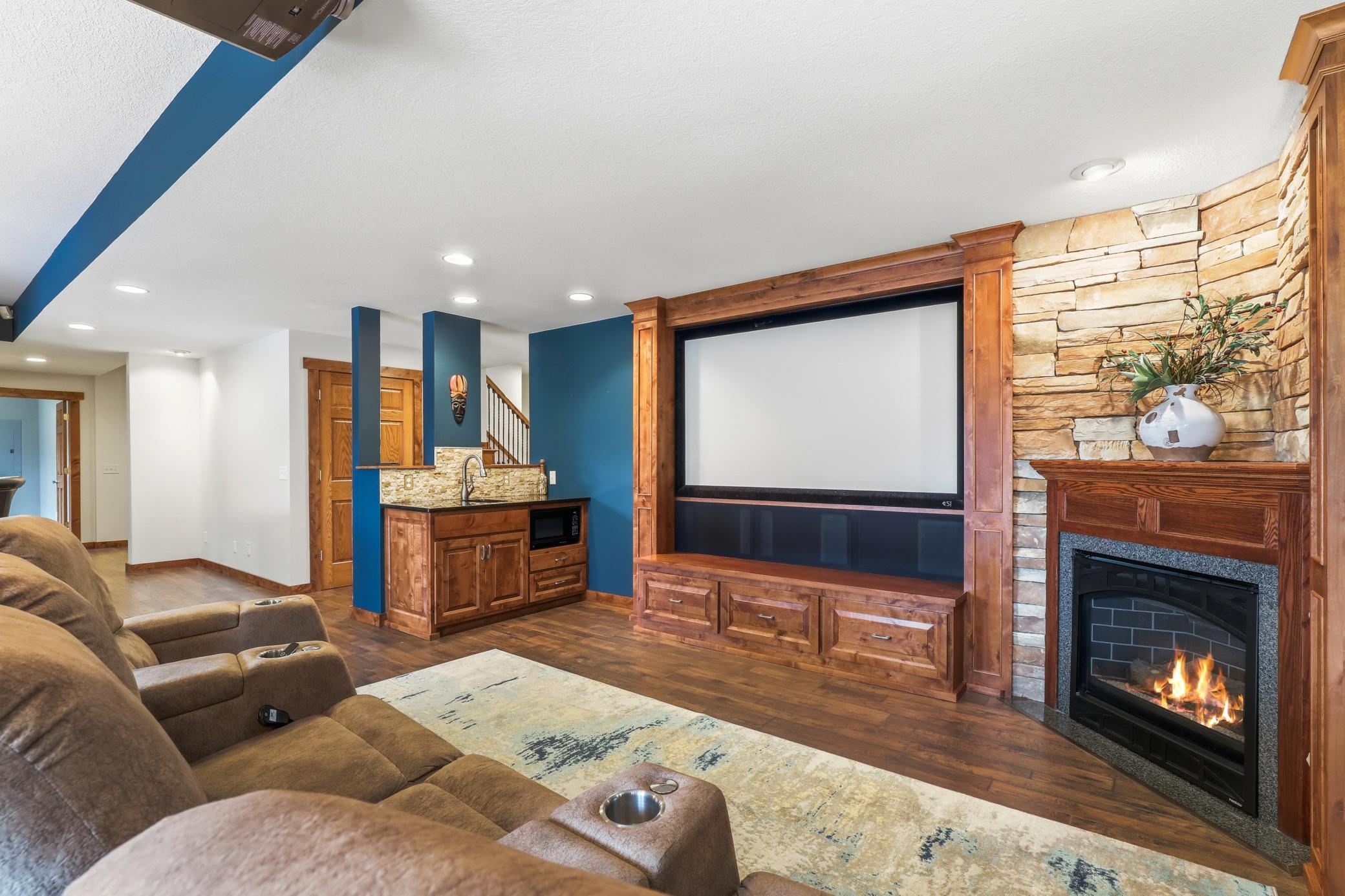 4561 Oak Pond Road Eagan, MN 55123 - Photo 51 of 85