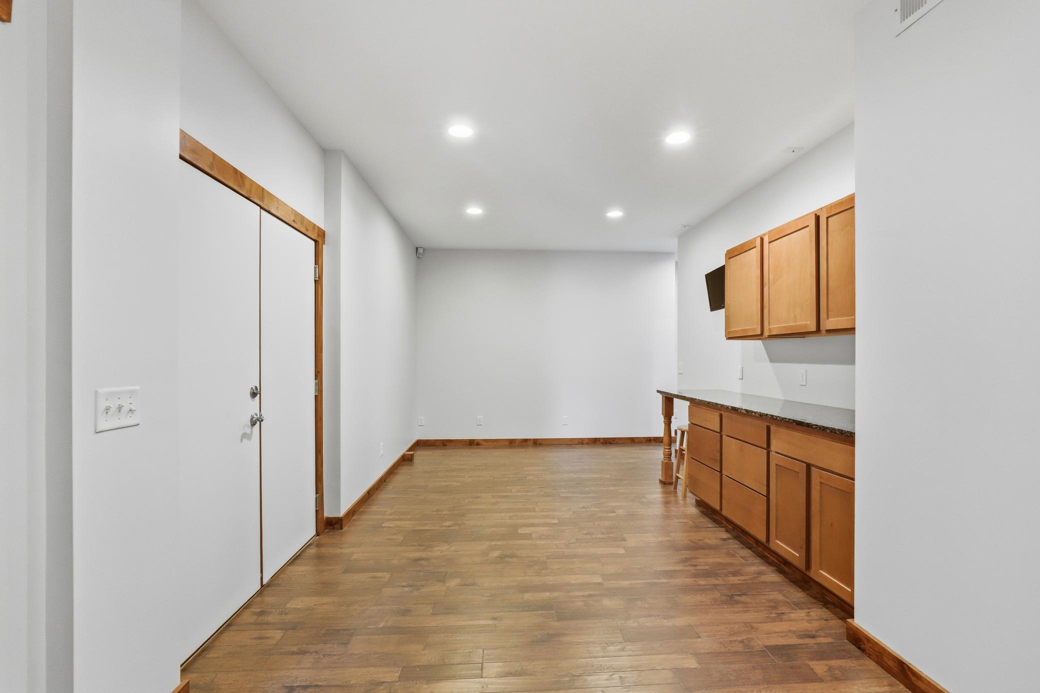 4561 Oak Pond Road Eagan, MN 55123 - Photo 66 of 85