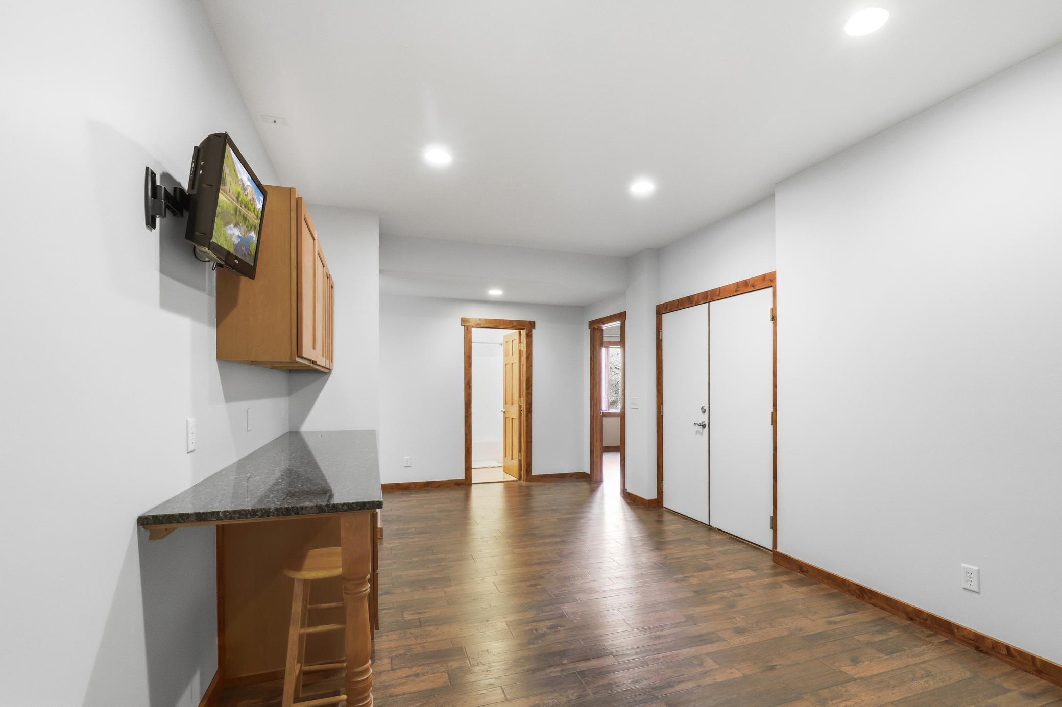 4561 Oak Pond Road Eagan, MN 55123 - Photo 67 of 85