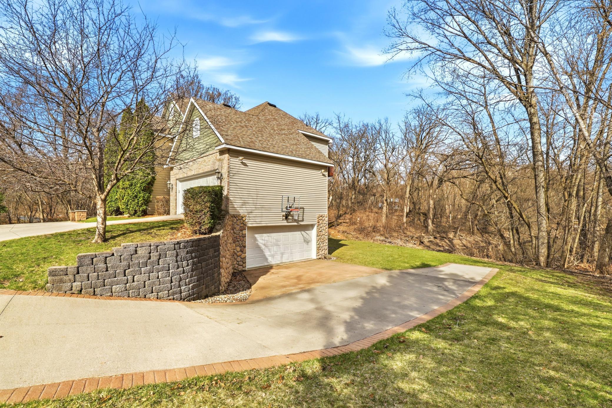 4561 Oak Pond Road Eagan, MN 55123 - Photo 76 of 85