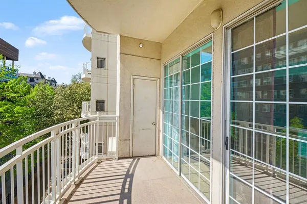 $239,000 | 3225 Turtle Creek Boulevard, Unit 212, Dallas, TX 75219