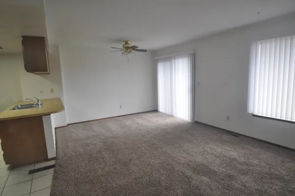 $215,000 | 825 Mission Sierra Court, Redding, CA 96003