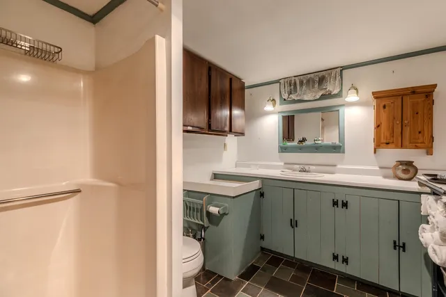 $625,000 | 1098 West Sandgate Road, Sandgate, VT 05250