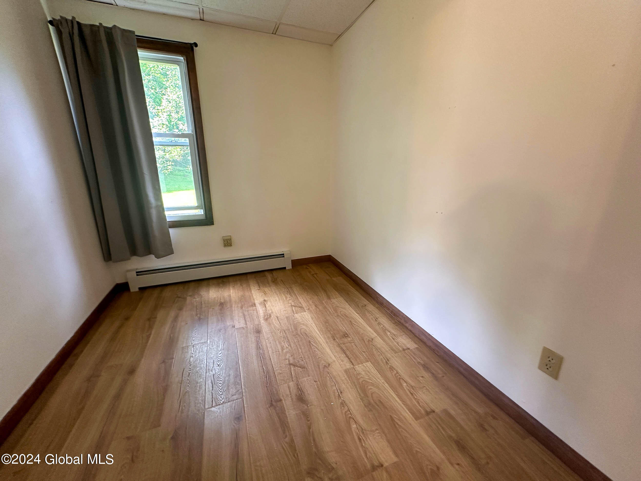 47 Edwards Road North Greenbush, NY 12198 - Photo 13 of 17 Iphone bdrm 3