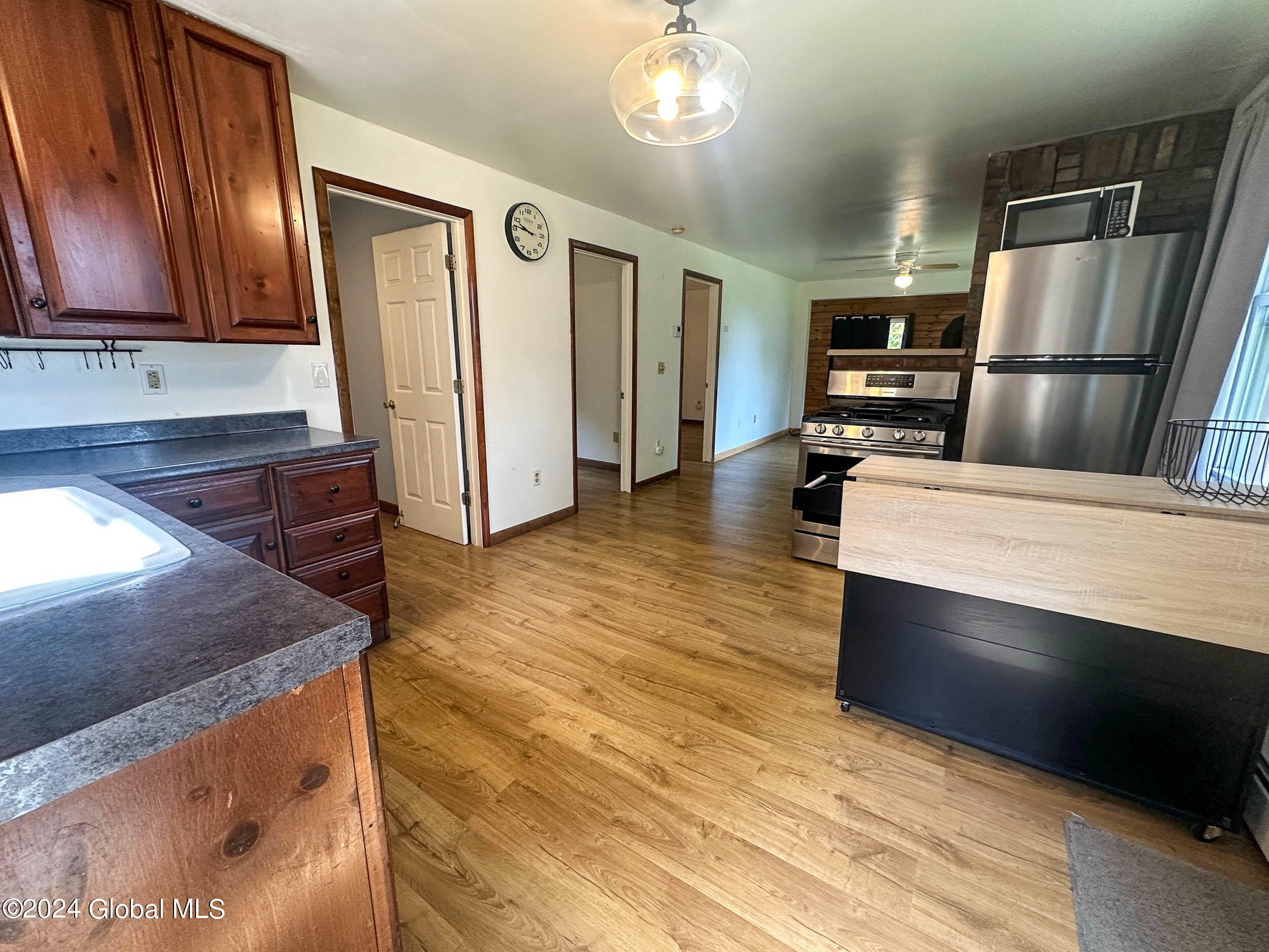 47 Edwards Road North Greenbush, NY 12198 - Photo 6 of 17 Iphone kitchen LR