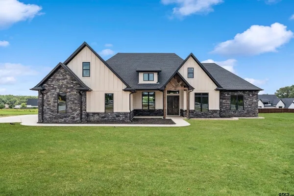 $769,900 | 21604 Woodring Road, Bullard, TX 75757