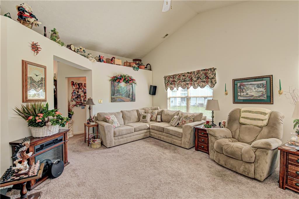 6029 Riva Ridge Drive Indianapolis, IN 46237 - Photo 9 of 33 Gallery Image 9