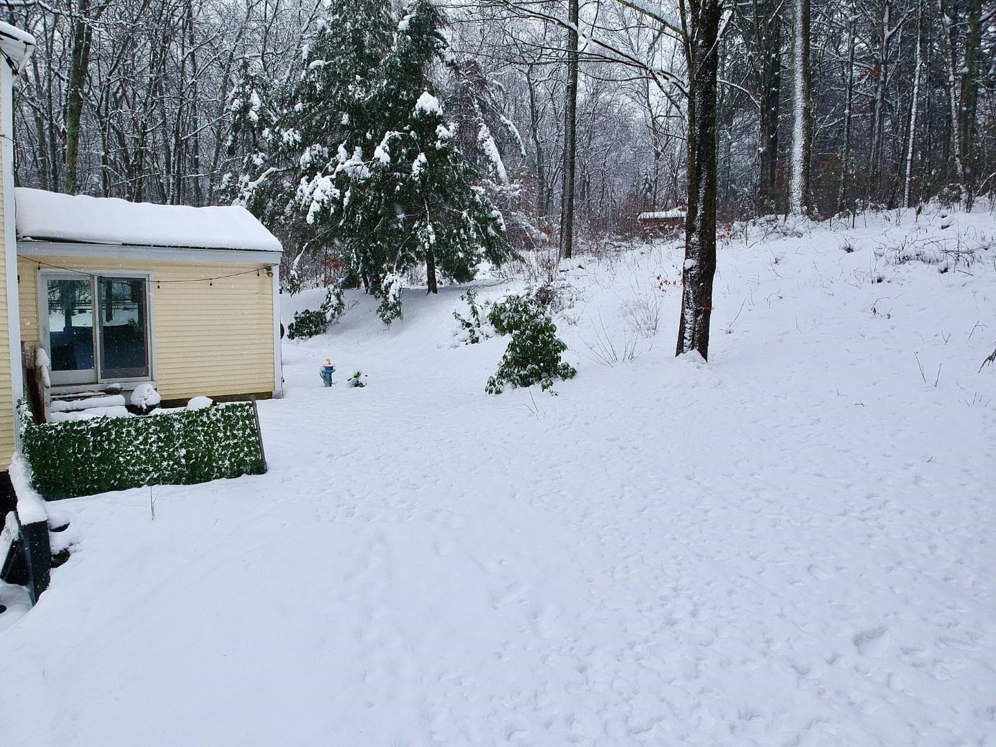 79 Old Derry Road Londonderry, NH 03053 - Photo 19 of 27