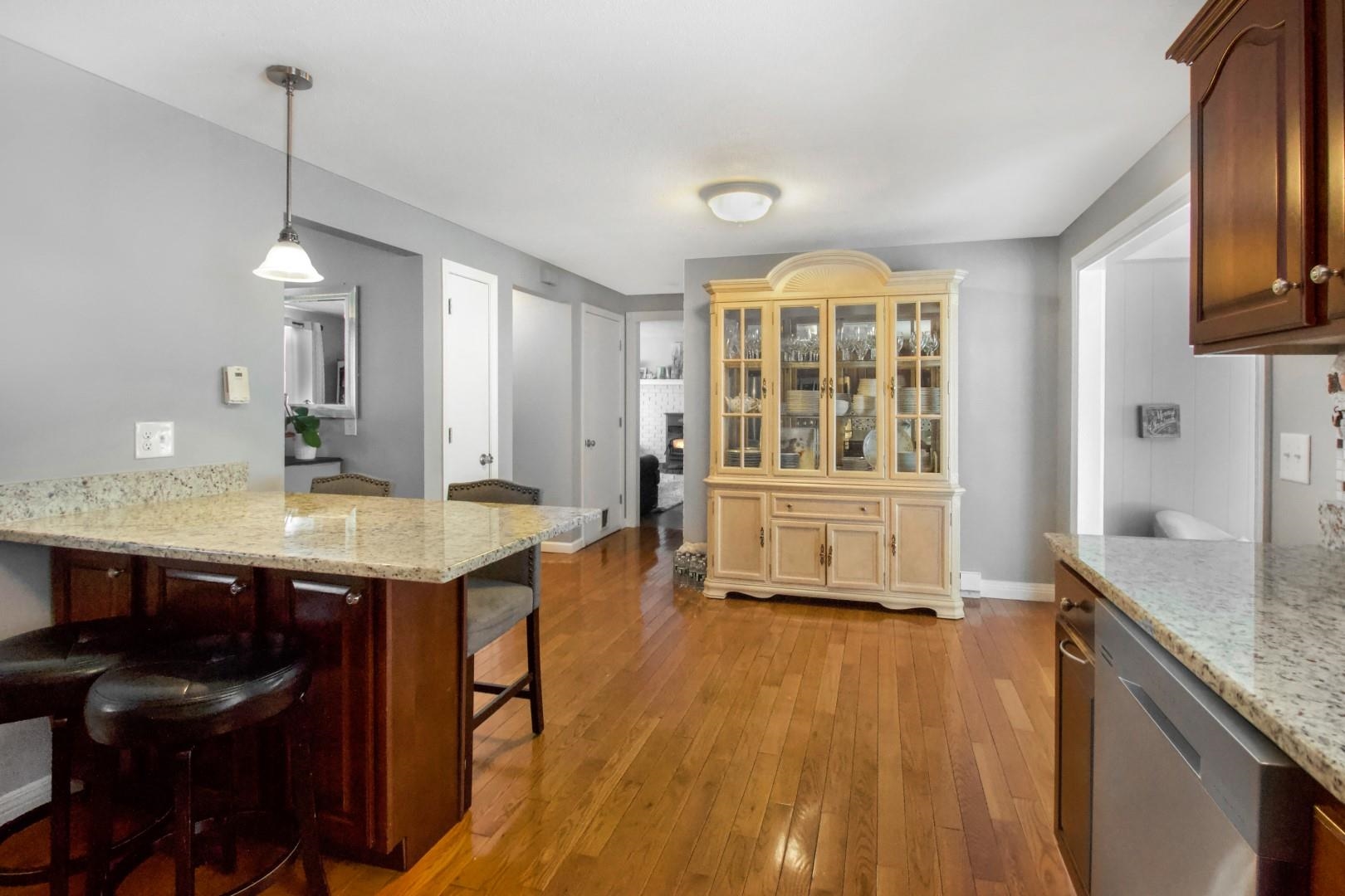 79 Old Derry Road Londonderry, NH 03053 - Photo 8 of 27