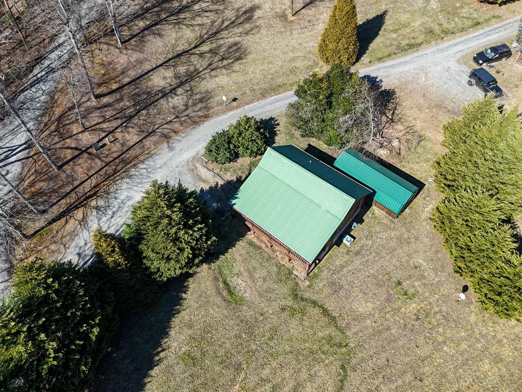 322 Hickory Br Road Whittier, NC 28789 - Photo 4 of 50