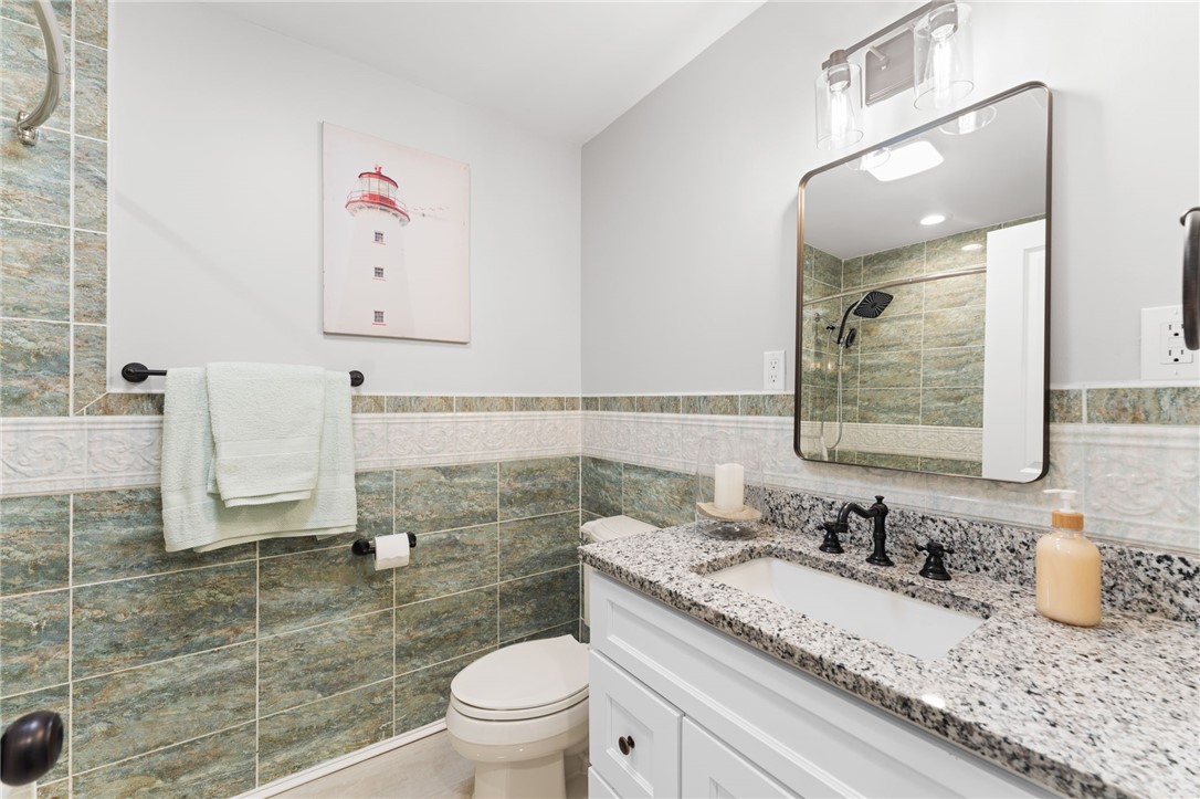 4 Shore Road Westerly, RI 02891 - Photo 29 of 50