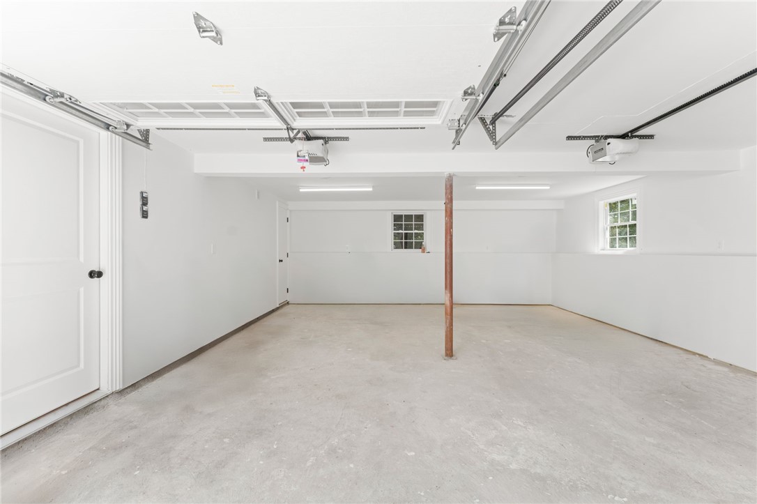 4 Shore Road Westerly, RI 02891 - Photo 38 of 50