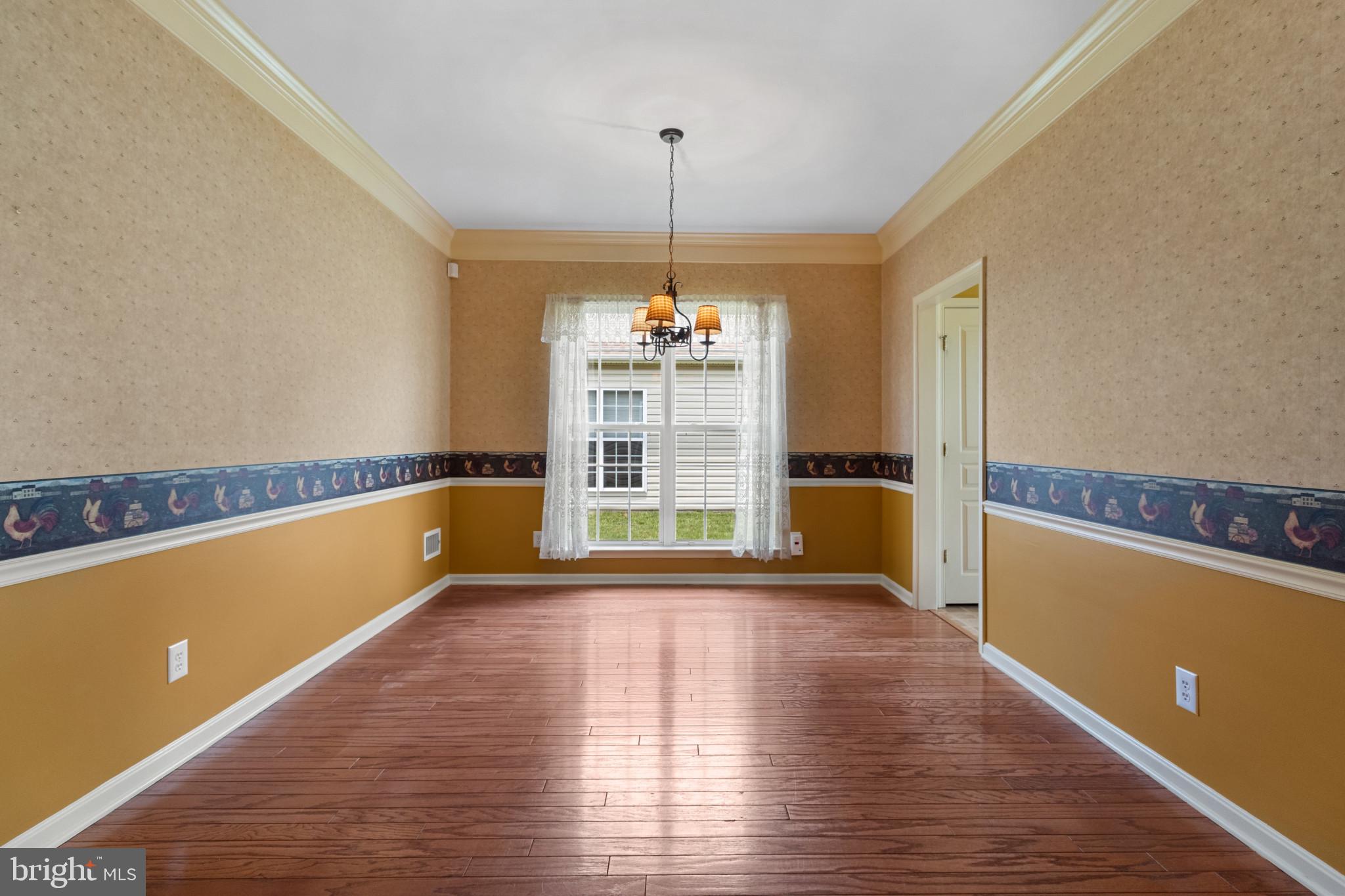 19 Emery Way Delanco, NJ 08075 - Photo 8 of 25 Spacious Dining Room