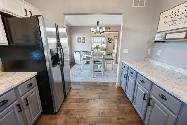 $314,900 | 633 17th Street South, Sartell, MN 56377