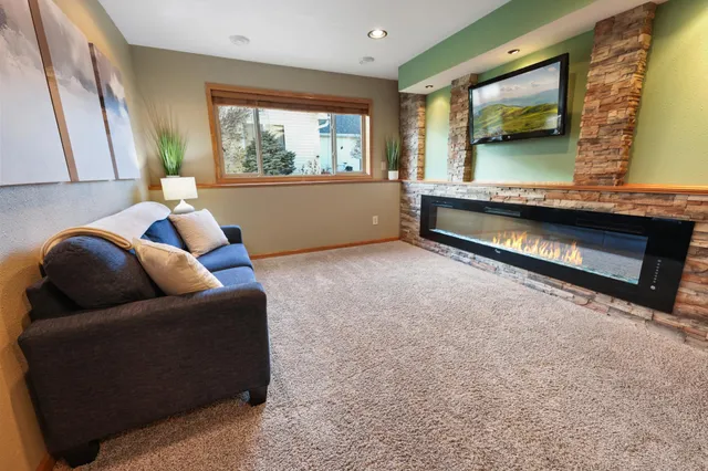 $314,900 | 633 17th Street South, Sartell, MN 56377