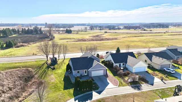 $314,900 | 633 17th Street South, Sartell, MN 56377