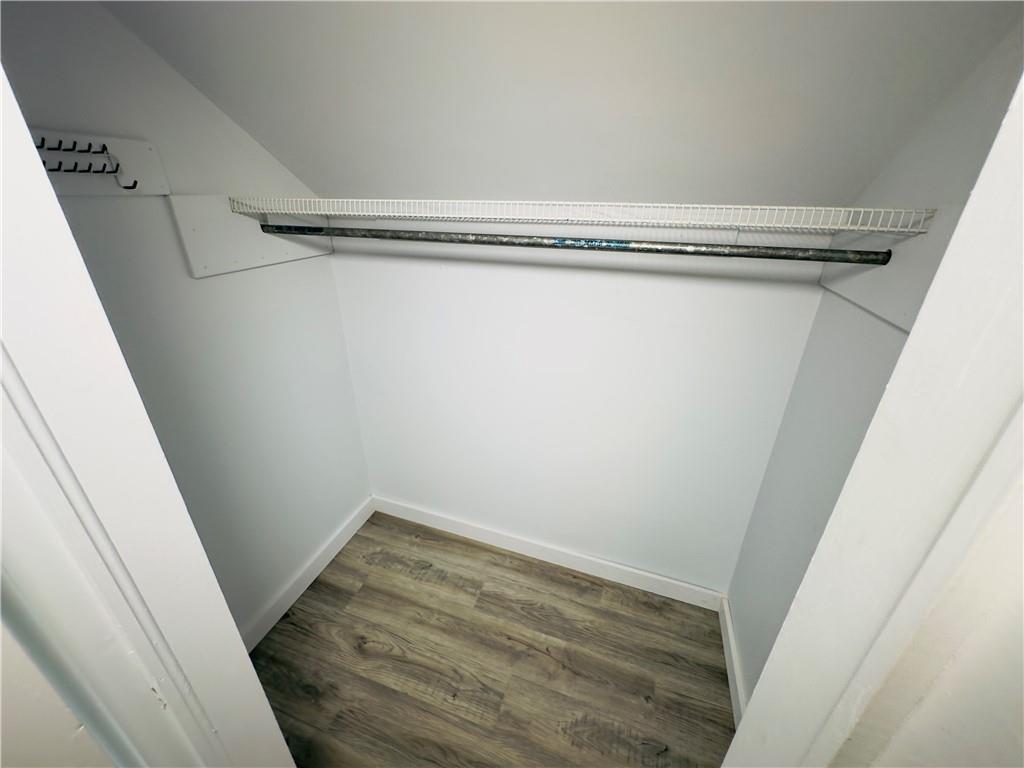 409 West Miller Street Appleton City, MO 64724 - Photo 25 of 38