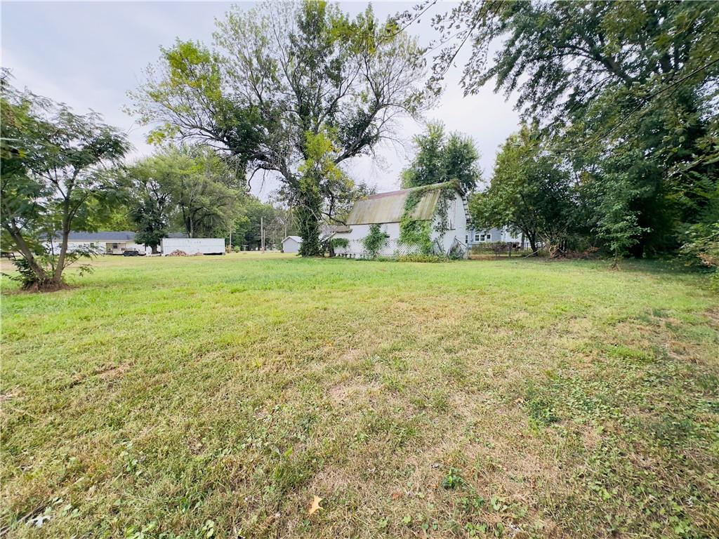 409 West Miller Street Appleton City, MO 64724 - Photo 36 of 38