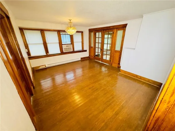 $194,999 | 409 West Miller Street, Appleton City, MO 64724