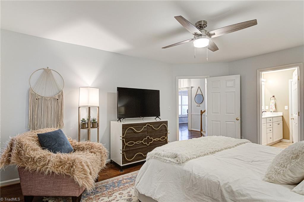 7556 Riverside Court Clemmons, NC 27012 - Photo 12 of 18 Gallery Image 12