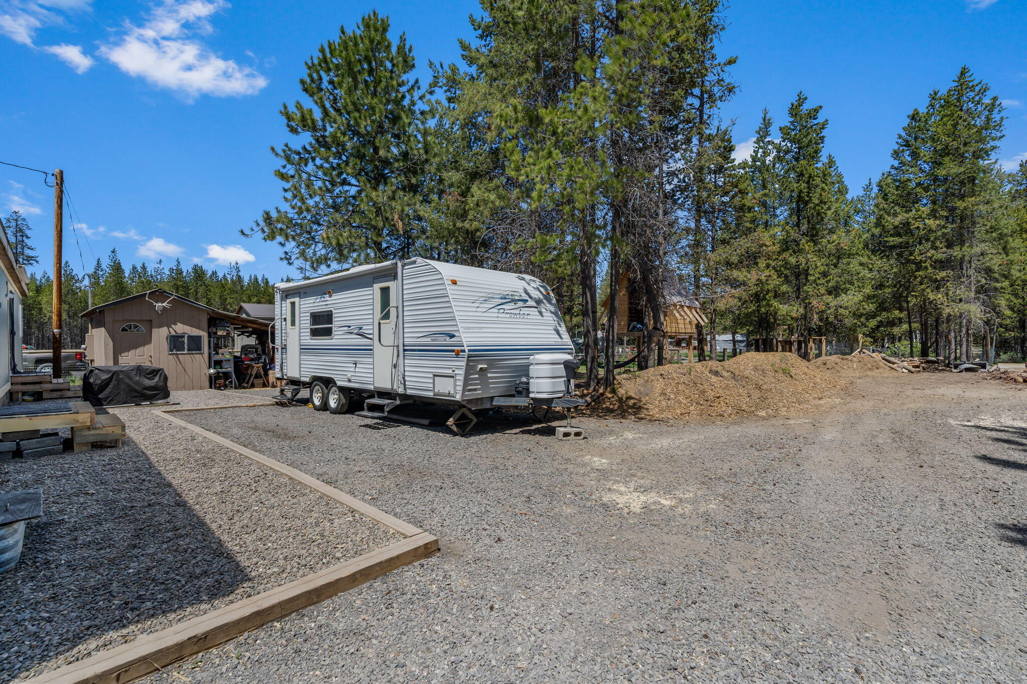 17180 Jacinto Road Bend, OR 97707 - Photo 22 of 36 2025_05_29_17180_jacinto_road-28