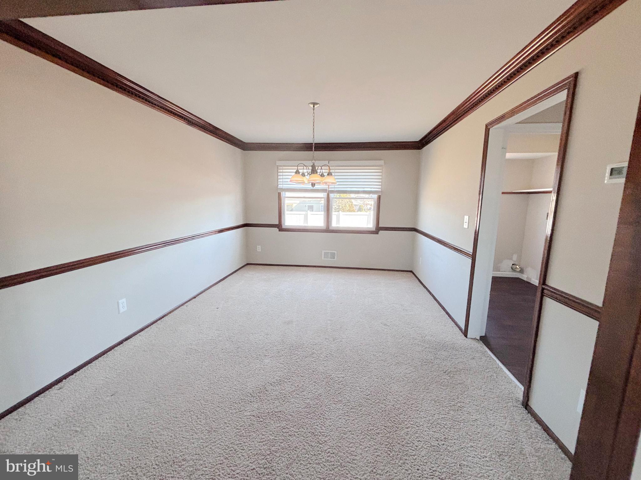 2044 Yardville Hamilton Square Road Hamilton, NJ 08690 - Photo 4 of 19 Dining Room