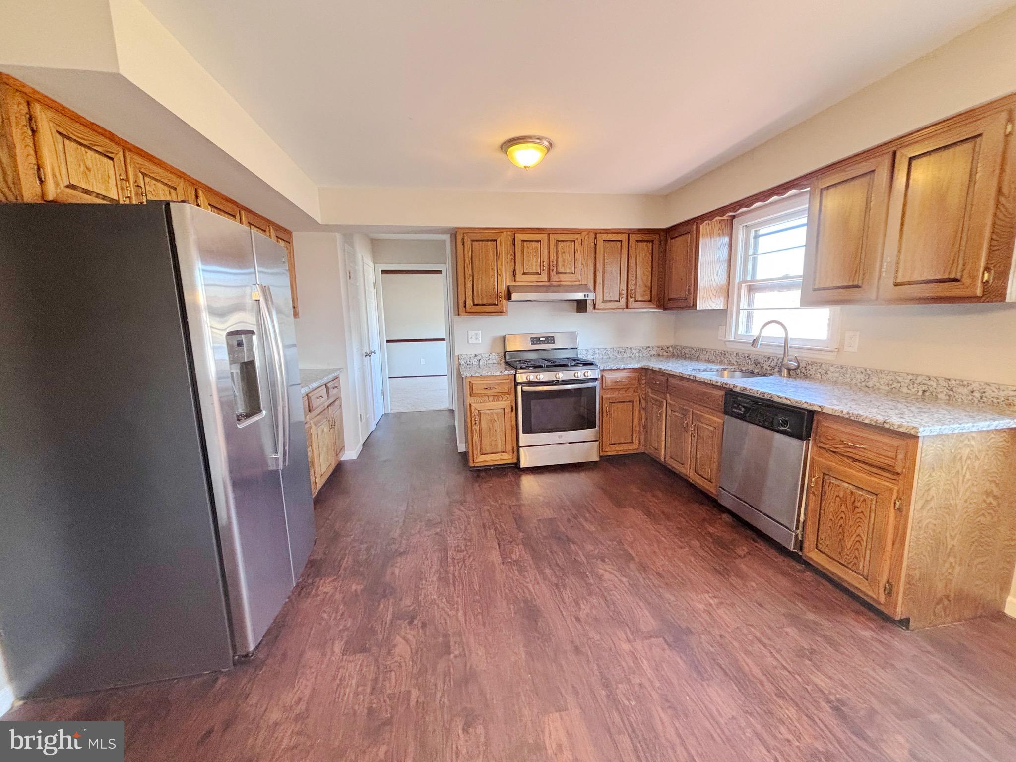 2044 Yardville Hamilton Square Road Hamilton, NJ 08690 - Photo 5 of 19 Kitchen
