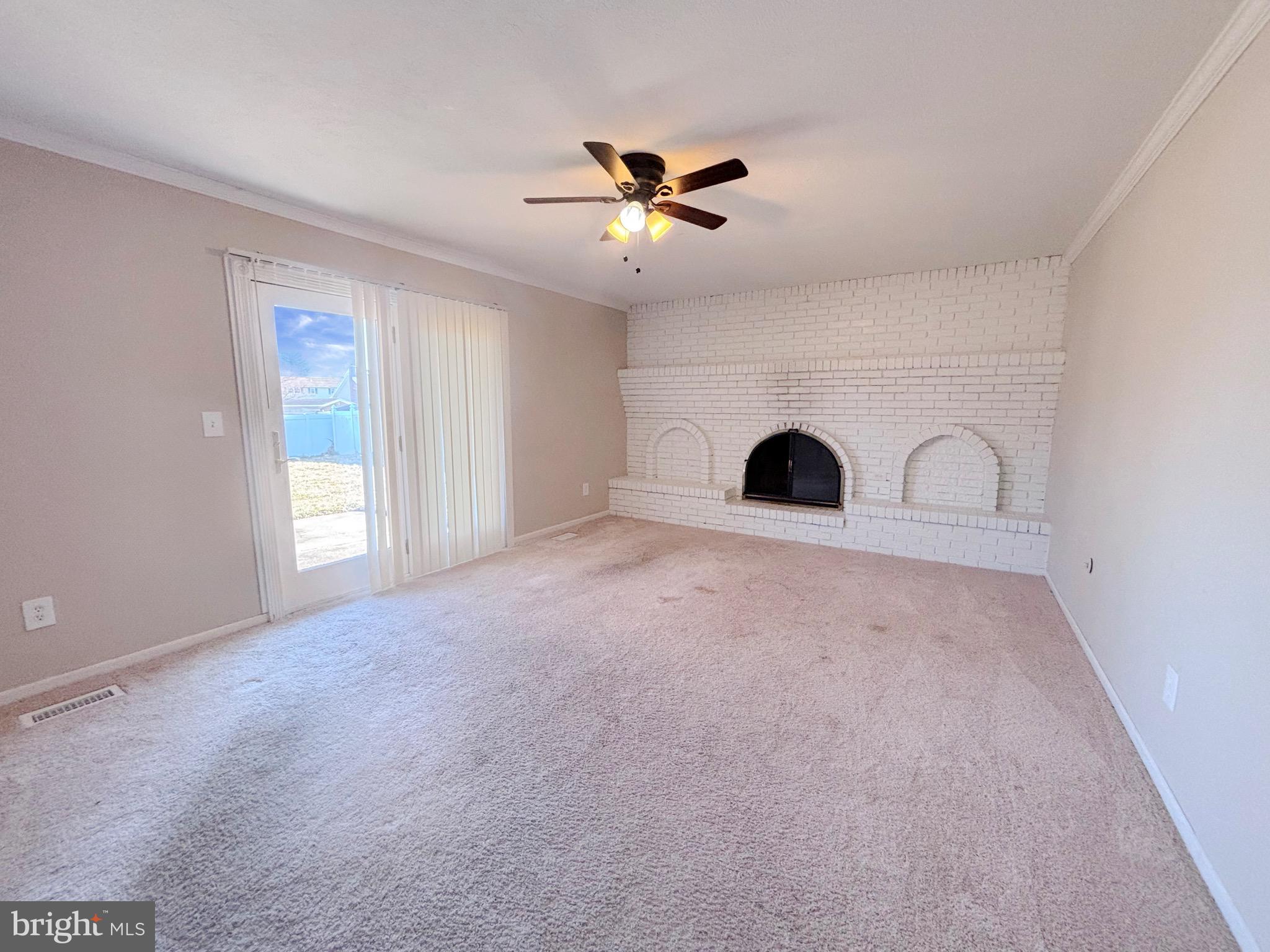 2044 Yardville Hamilton Square Road Hamilton, NJ 08690 - Photo 9 of 19 Additional Living Room / Den