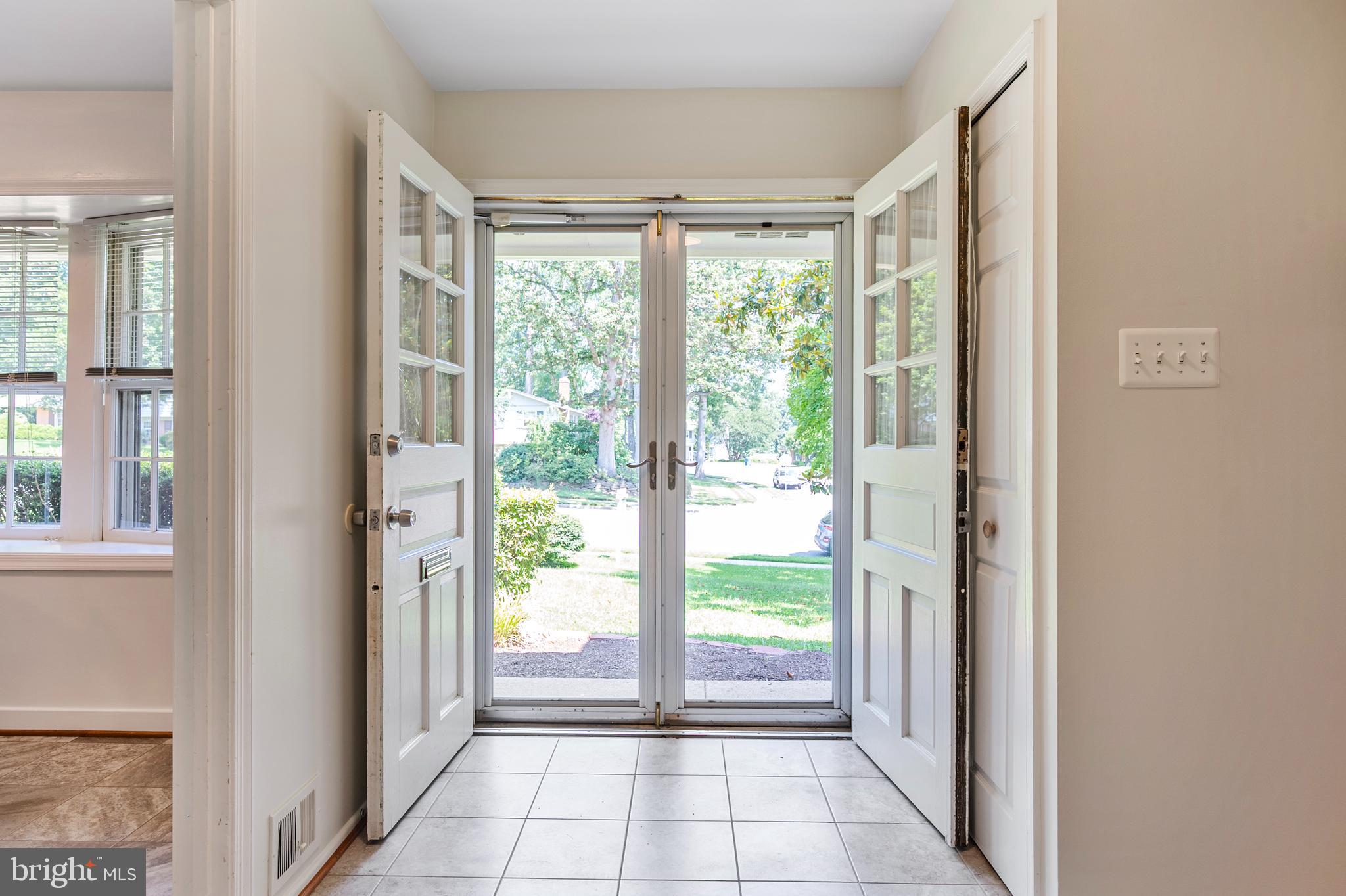8105 Greeley Boulevard Springfield, VA 22152 - Photo 3 of 40 Gallery Image 3